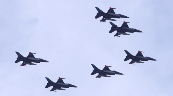 alerta in letonia avioanele nato ridicate de la sol dupa intruziunea unei drone oamenii trimisi sa se ascunda in adaposturi