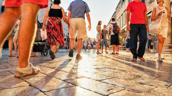 temperaturile exceptional de ridicate lovesc europa in acest weekend sunt ele noua normalitate