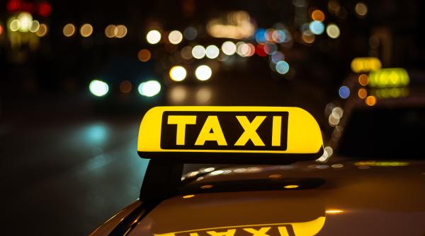 pe ce a cheltuit zeci de mii de euro un taximetrist din bucuresti dupa ce i a furat telefonul unui client britanic