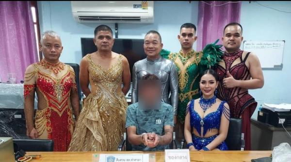 politistii din thailanda deghizati in dansatoare au pacalit si au capturat un infractor