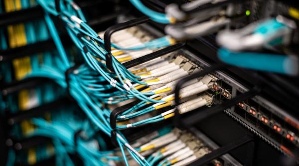 Americanii dezvoltă în Luna, o comună din Cluj, primul centru de date din lume cu inteligenţă artificială cuantică