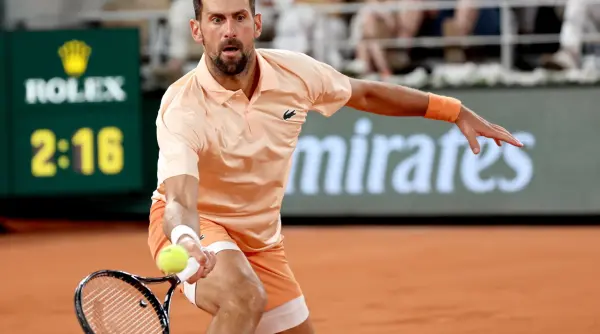 novak djokovic paraseste roland garros dupa un meci de cinci ore