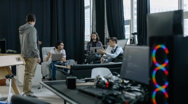 romania nu are suficienti profesori de informatica salariile mult mai mici decat intr o companie it