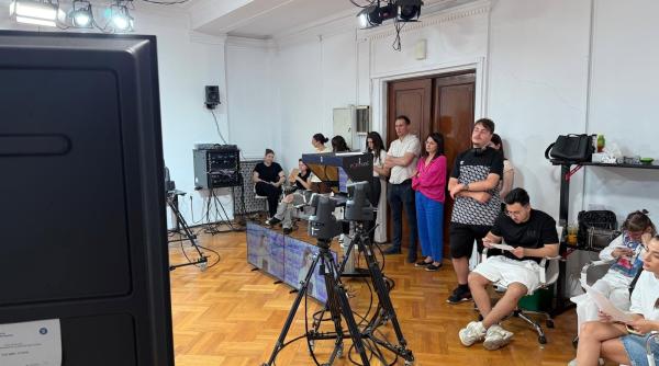 cum se naste o stire lectie aplicata de jurnalism pentru studentii universitatii titu maiorescu
