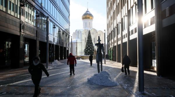 atac in moscova o masina sub care a fost plasata o bomba a explodat ar fi fost ucis un responsabil din ministerul rus al apararii
