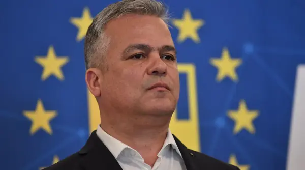 cine este adrian vestea noul premier desemnat de nicusor dan