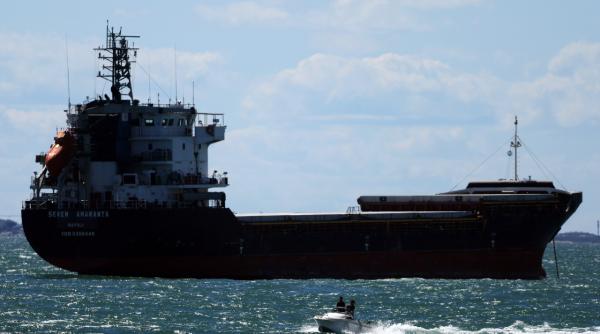 petrolier din flota fantoma a rusiei interceptat de fortele britanice in canalul manecii intr o operatiune militara fara precedent