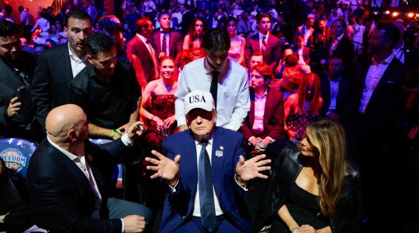donald trump aniversare spectaculoasa la casa alba cu lupte ufc si un anunt diplomatic major