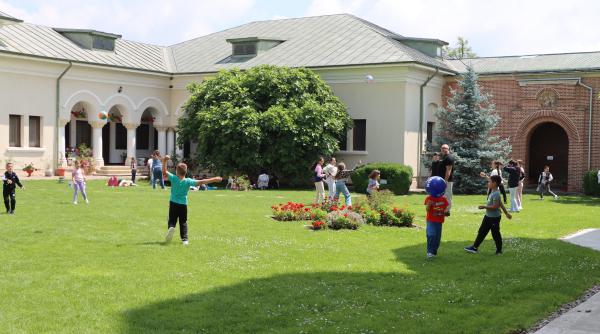 elevii au intrat in vacanta de vara structura anului scolar 2026 2027