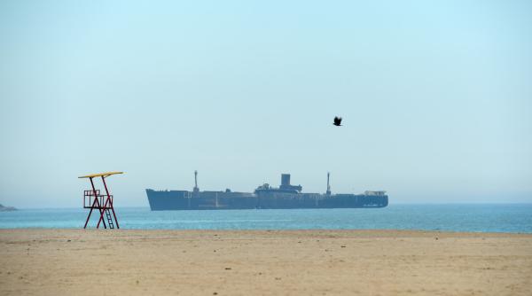 inainte de beach please costinestiul gazduieste poate cel mai frumos pariu pe viitorul romaniei faceti cunostinta cu omul din spatele lui video foto