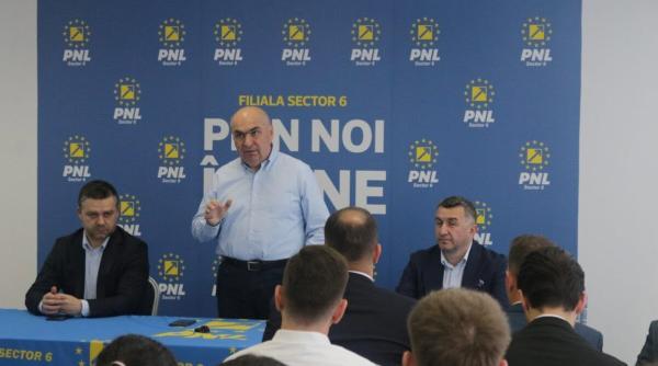 marii absenti de la congresul pnl zi de foc duminica in partidul liberalilor