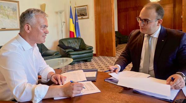 adrian vestea in timpul congresului pnl anunta un nou ministru florin zaharia