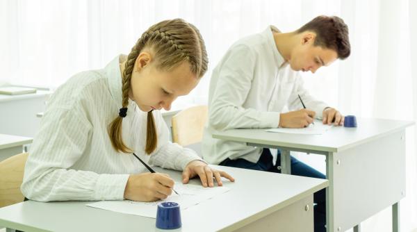 evaluarea nationala 2026 incepe cu proba la limba si literatura romana reguli pentru elevi si calendarul examenului