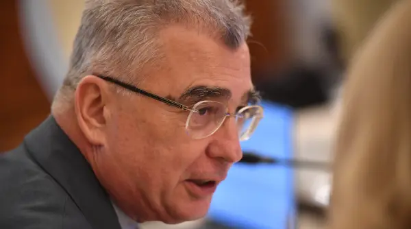 plec acasa ruptura in aur petrisor peiu la varsta asta nu trebuia sa intru in politica