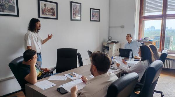 cat de bine poti convinge prin cuvinte studentii titu maiorescu si au pus la incercare abilitatile de comunicare