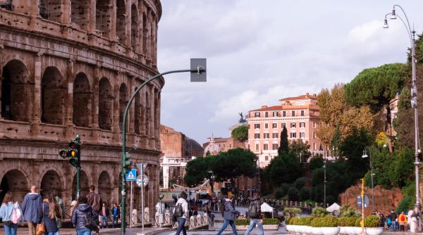 dcnews media group lanseaza proiectul romanii care schimba comunitati