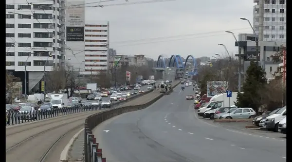 imagine din 2005 din bucuresti ce amaraciune si saracie n o fi lapte si miere in ue dar ne a pus dumnezeu mana n cap