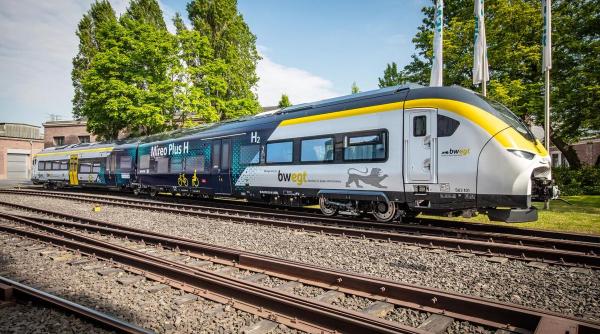 trenurile pe hidrogen vin statiile de alimentare mai vedem