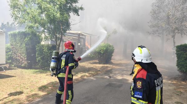misiune de foc pentru pompierii romani in franta peste 150 de butelii gpl evacuate din calea flacarilor