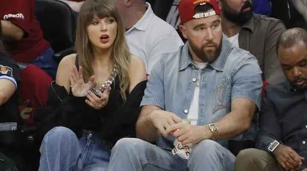 taylor swift si travis kelce s au casatorit in new york ce mesaj a publicat casa alba