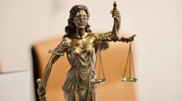 ziua justitiei lia savonea niciun magistrat nu trebuie sa judece sub presiunea fricii a campaniilor publice sau a unor raporturi de putere din afara salii de judecata