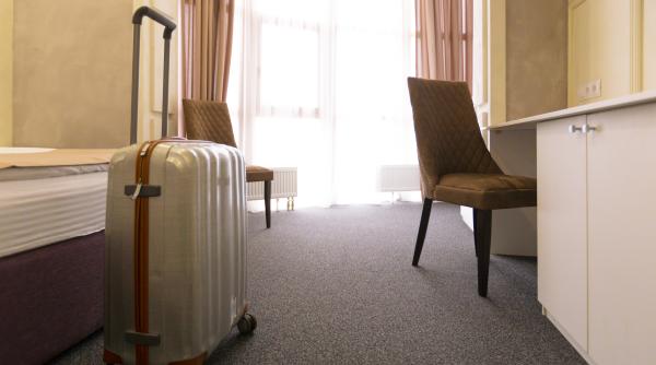 ce ii deranjeaza cel mai mult pe hotelierii din romania camere murdare turisti in plus si obiecte care dispar