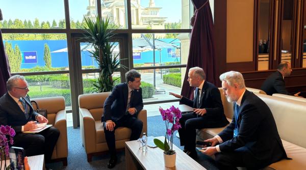 nicusor dan fata in fata cu premierul canadei mark carney