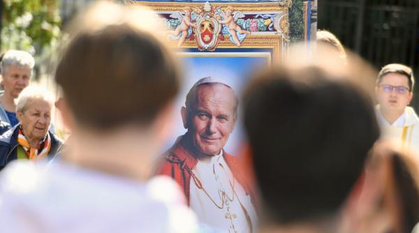 cum vede vaticanul comunitatea romaneasca din diaspora e s george bologan aminteste metafora folosita de papa ioan paul al ii lea
