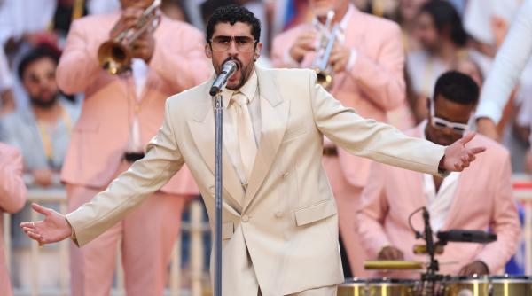 spectatori raniti de grindina la concertul lui bad bunny din milano evenimentul a fost intrerupt