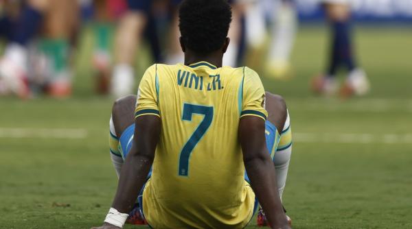 vinicius jr aproape de nerecunoscut dupa eliminarea braziliei de la cupa mondiala ce procedura estetica si a facut foto