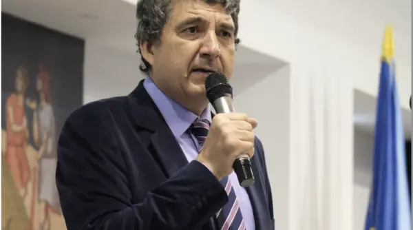 de ce se inghesuie tinerii la aceleasi facultati adevarul din spatele admiterii editie speciala dc edu