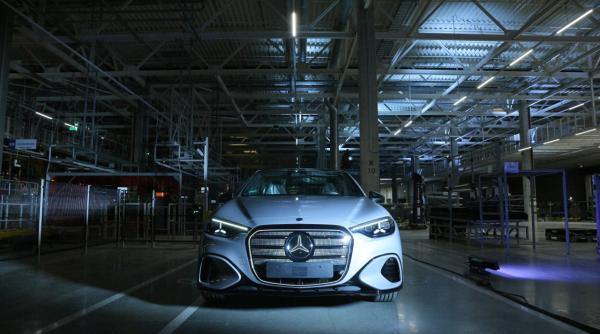 mercedes benz risca interzicerea vanzarii de masini in sua