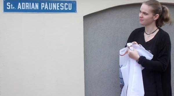 ana maria paunescu reactioneaza dupa solicitarea privind bustul lui adrian paunescu nu il veti scoate din inima oamenilor