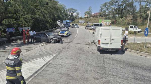 patru persoane au fost ranite intr un accident pe dn 17d