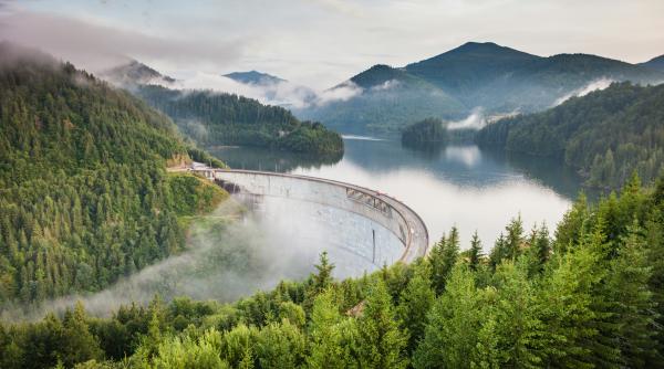 oaza de salvare in plina seceta barajul siriu este plin la 93 in timp ce dunarea atinge un minim istoric