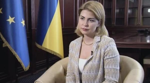 volodimir zelenski a revocat o pe ambasadoarea ucrainei in sua