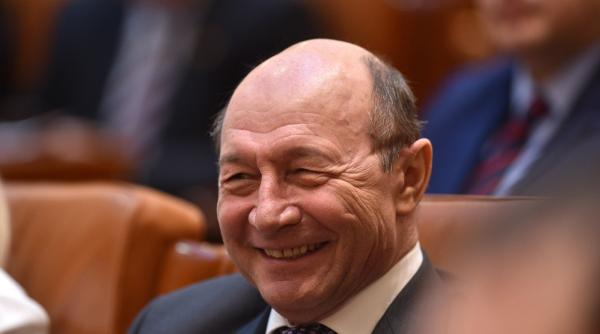 basescu explica modul in care ar opri grevele liderii de sindicat latra agresiv