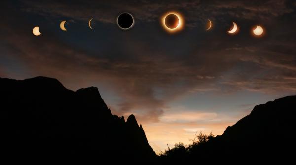 eclipsa de soare din 12 august ziua care poate schimba puterea astrologul daniela simulescu vorbeste despre caderea unor lideri se iau decizii in culise in spate video