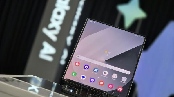 samsung si noul val de telefoane pliabile care schimba rutina digitala
