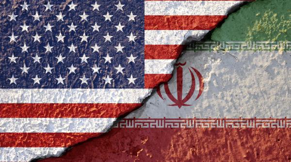 iranul respinge afirmatiile lui trump si mentine blocata stramtoarea ormuz