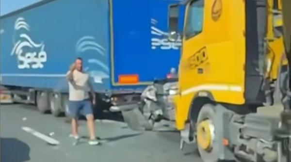 accident grav pe a0 in zona ciorogarla trafic blocat dupa ce o masina a fost strivita intre doua tir uri video