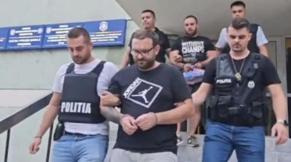 furt din locuinte in timisoara de la medici si politicieni cinci persoane retinute prejudiciu de 900 000 de euro