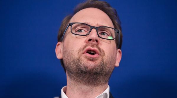 ruptura intre pnl si usr atac dur la dominic fritz dupa decizia ccr