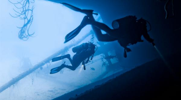 misteriosul titanic de pe sava a iesit la suprafata in serbia este cu adevarat ceva ce nu vezi in fiecare zi foto in articol