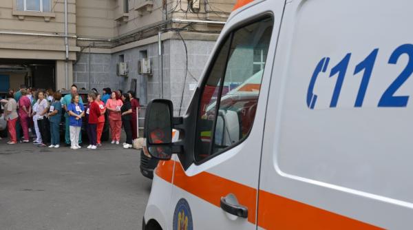 angajatii din sanatate chemati sa decida daca accepta noua lege a salarizarii consultare la nivel national