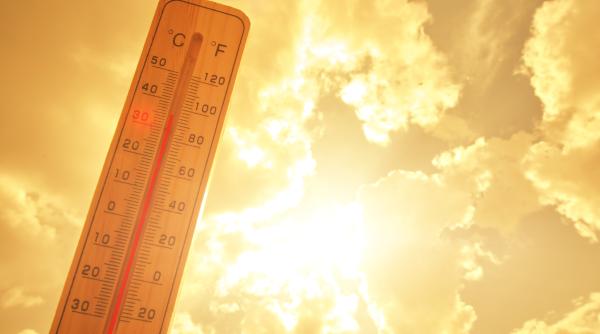 cod galben de canicula si furtuni in mai multe zone din tara temperaturile ajung la 37 de grade