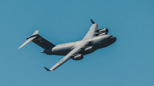 directorul cia ar fi zburat la moscova vizita invaluita in mister si imaginile aparute alimenteaza speculatiile video