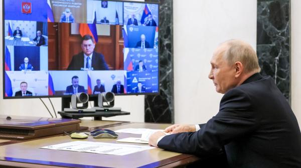 misterul vizitei sefului cia la moscova ce negociaza in spatele usilor inchise ovidiu dranga de data aceasta cred ca e mai mult