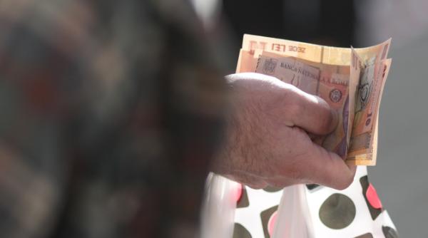 interzicerea cumulului pensie salariu la stat adoptata tacit de senat varstnicii care pierd 85 din pensie