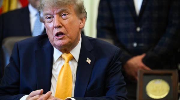donald trump publica o harta in care canada mexicul si groenlanda apar sub steagul sua